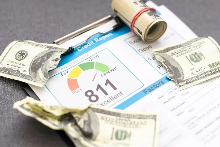 Does Income Affect Credit Score ?