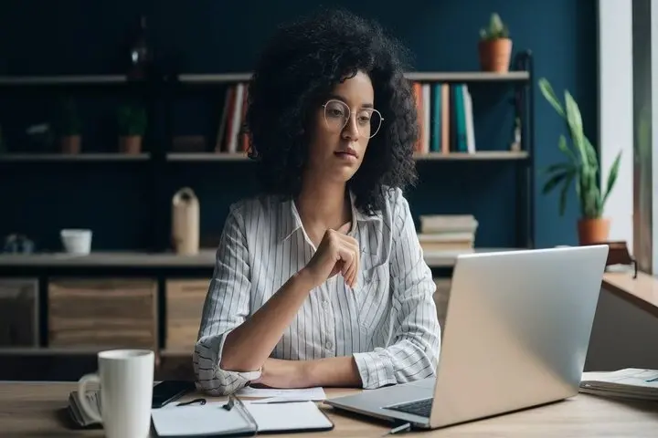 How do I clear my credit default history?