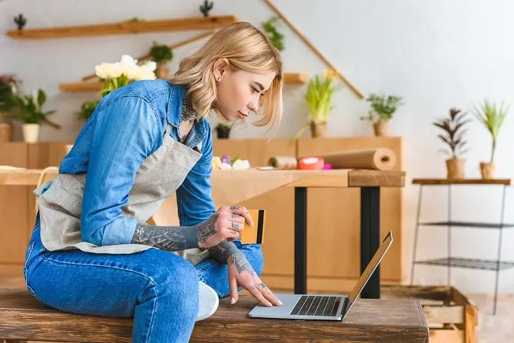 How Much Will a Secured Credit Card Raise My Score?