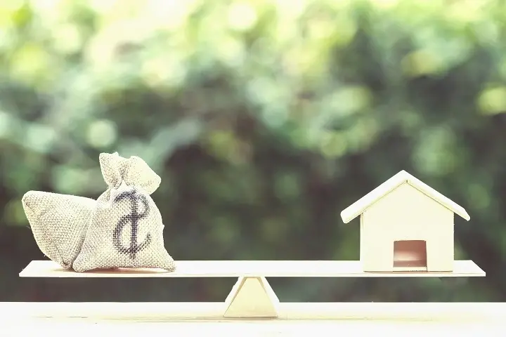 What is the Minimum Credit Score for a VA Loan?