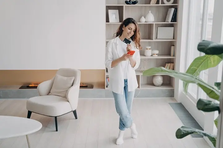 Which Credit Score Do Apartments Look at: TransUnion or Equifax?